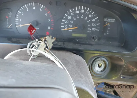 1998 Toyota Tacoma from USA, damaged, VIN 4TAVL52N1WZ158866